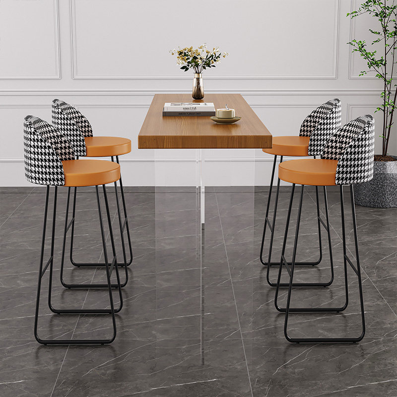 Nordic Acrylic Floating Solid  - Tables recension och pris