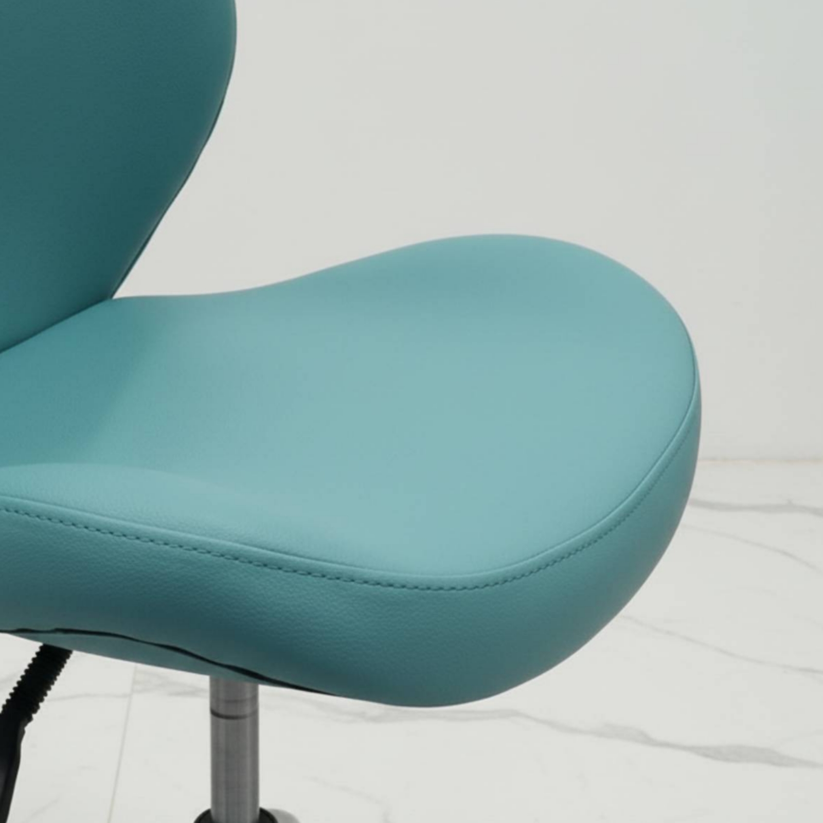 Upholstered Swivel Chair Cushi - Chairs recension och pris