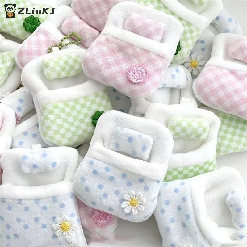 Cute plush four-leaf clover do - Bedroom Furniture recension och pris