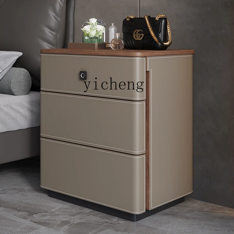 X5-14 saddle leather bedside t - Tables recension och pris